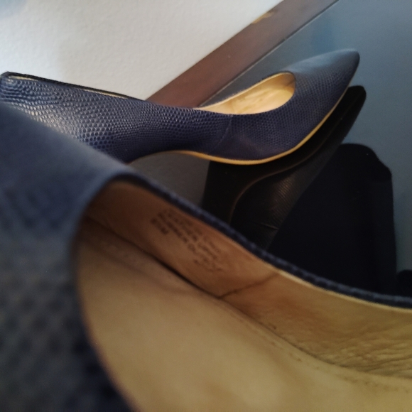 Michael Kors Navy Blue Heels - Picture 12 of 16